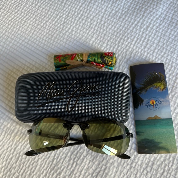 Maui Jim Hanalei Sunglasses - Picture 3 of 10